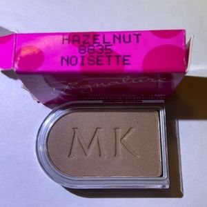 NIB Hazelnut eyeshadow